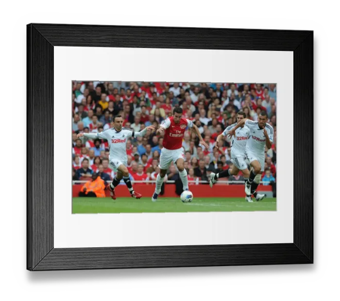 Framed Print : Robin van Persie (Arsenal) Leon Britton and Steven Caulker (Swansea). Arsenal 1: 0 Swansea City Framed Print : Robin van Persie (Arsenal) Leon Britton and Steven Caulker (Swansea). Arsenal 1: 0 Swansea City