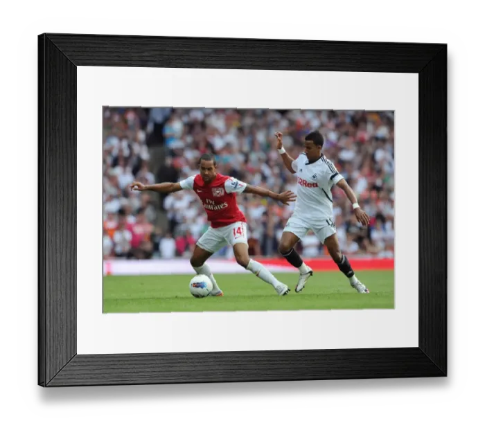 Framed Print : Theo Walcott's Strike: Arsenal's 1-0 Victory Over Swansea City in the Premier League, 10 / 9 / 11