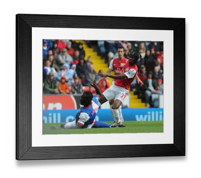 Framed Print : Gervinho's Debut Goal: Arsenal's Comeback Against Blackburn (17 / 9 / 11) Framed Print : Gervinho's Debut Goal: Arsenal's Comeback Against Blackburn (17 / 9 / 11)