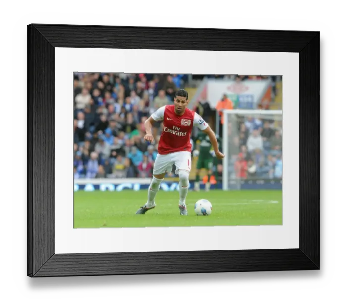 Framed Print : Andre Santos Heartbreaking Struggle: Arsenal's 4-3 Defeat at Blackburn Rovers, September 17, 2011