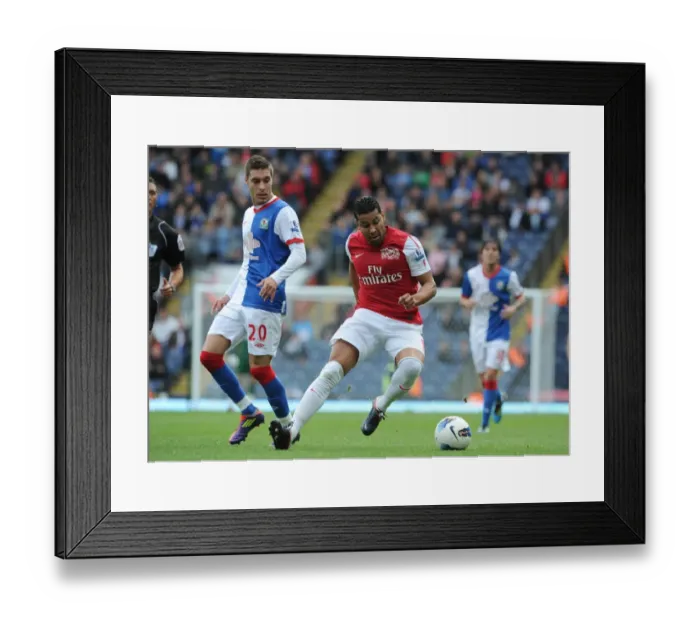 Framed Print : Andre Santos (Arsenal) Ruben Rochina (Blackburn). Blackburn Rovers 4: 3 Arsenal Framed Print : Andre Santos (Arsenal) Ruben Rochina (Blackburn). Blackburn Rovers 4: 3 Arsenal