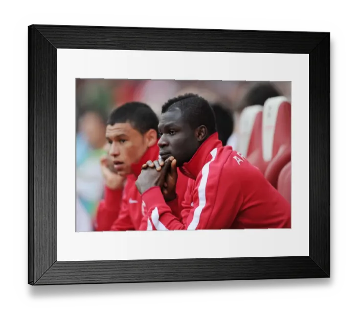 Framed Print : Emmanuel Frimpong in Action: Arsenal vs Bolton Wanderers, Premier League 2011-12 Framed Print : Emmanuel Frimpong in Action: Arsenal vs Bolton Wanderers, Premier League 2011-12