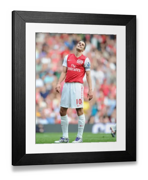 Framed Print : Robin van Persie in Action: Arsenal vs Bolton Wanderers, Premier League 2011-12 Framed Print : Robin van Persie in Action: Arsenal vs Bolton Wanderers, Premier League 2011-12