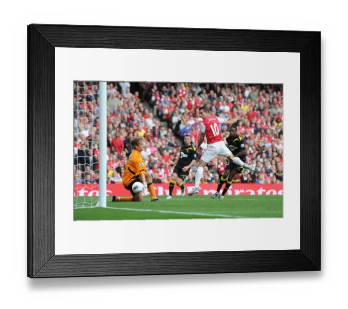 Framed Print : Robin van Persie's 100th Arsenal Goal: Arsenal 2-0 Bolton Wanderers (2011-12)