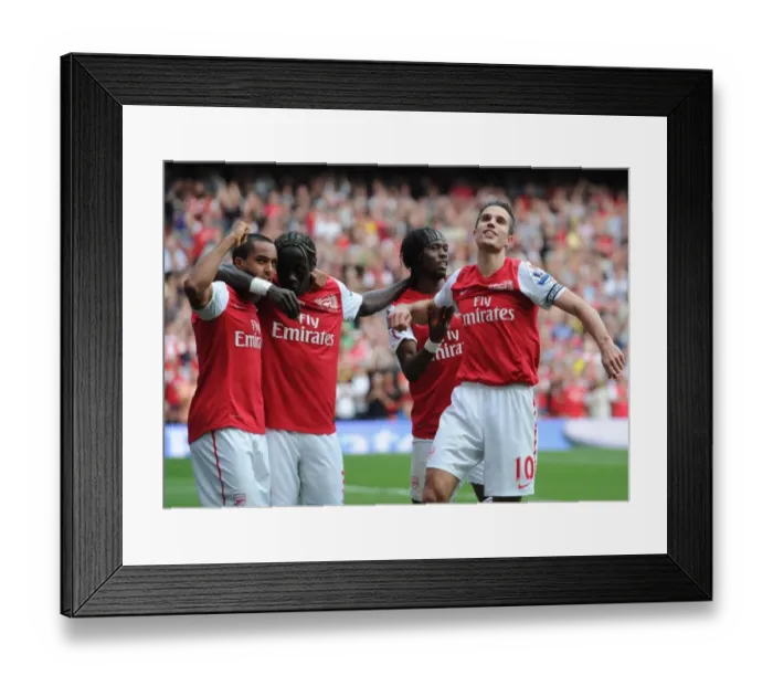 Framed Print : Arsenal's Van Persie, Walcott, Sagna, and Gervinho Celebrate Goal Against Bolton Wanderers (2011-12)
