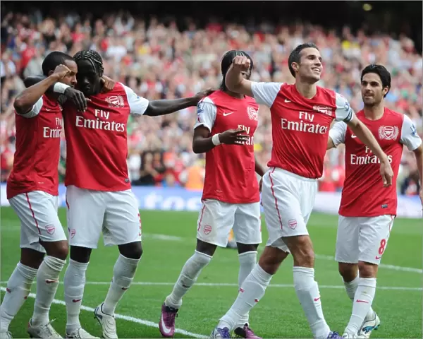 Arsenal Celebrate: Van Persie, Walcott, Sagna, Gervinho Score Against Bolton Wanderers (2011-12)