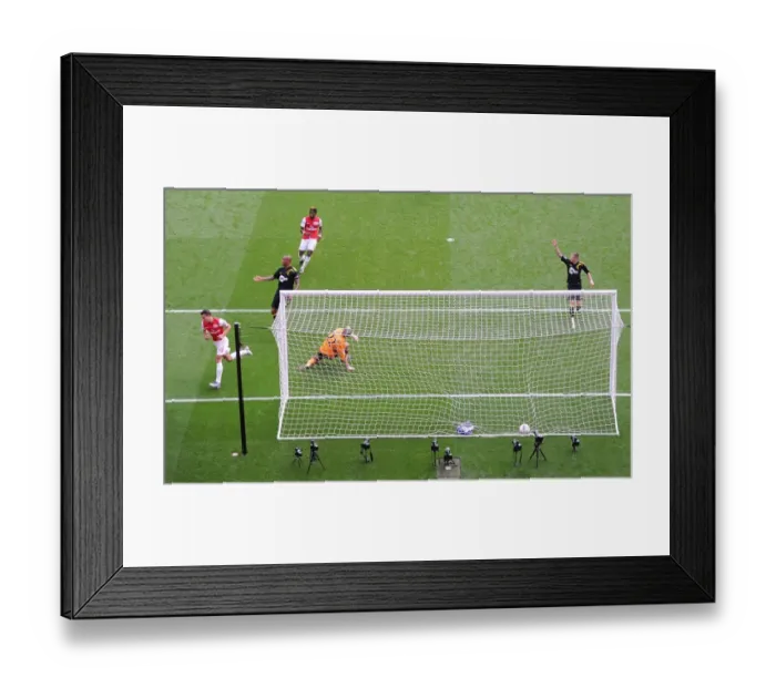 Framed Print : Robin van Persie Reaches Milestone: 100th Arsenal Goal Against Bolton Wanderers (2011-12) Framed Print : Robin van Persie Reaches Milestone: 100th Arsenal Goal Against Bolton Wanderers (2011-12)