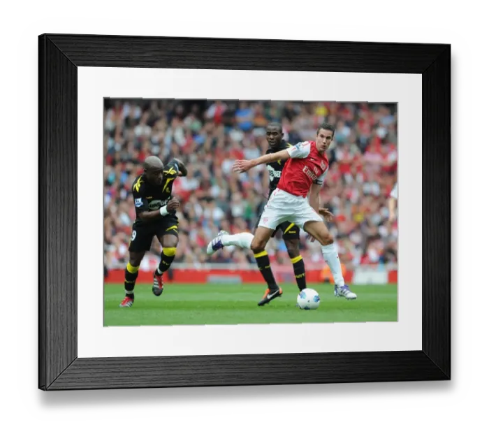 Framed Print : Arsenal's Robin van Persie Faces Off Against Bolton's Fabrice Muamba and Nigel Reo-Coker