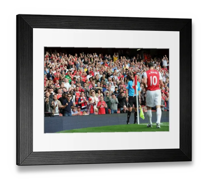 Framed Print : Arsenal's Robin van Persie Receives a Hero's Welcome as He Prepares to Take a Free Kick Against Bolton Wanderers in the Premier League, Resulting in a 3-0 Victory at Emirates Stadium
