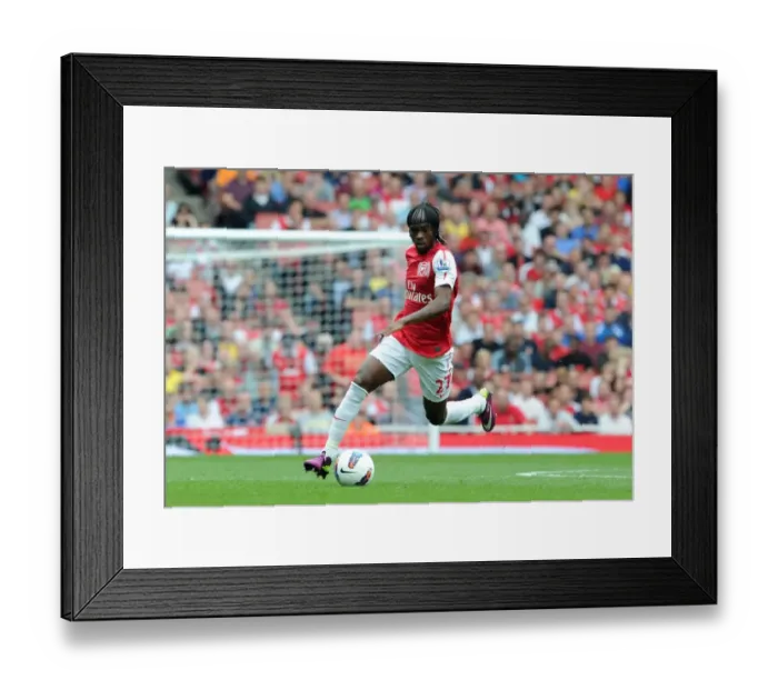 Framed Print : Gervinho (Arsenal). Arsenal 3: 0 Bolton Wanderers. Barclays Premier League