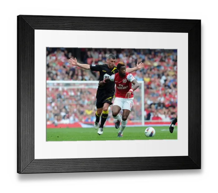 Framed Print : Arsenal Thrash Bolton 3-0: Alex Song Shines Framed Print : Arsenal Thrash Bolton 3-0: Alex Song Shines