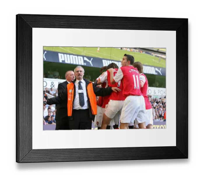 Framed Print : Arsenal's Glory: Adebayor's Stunner - 1-3 Victory Over Tottenham (15 / 9 / 07)