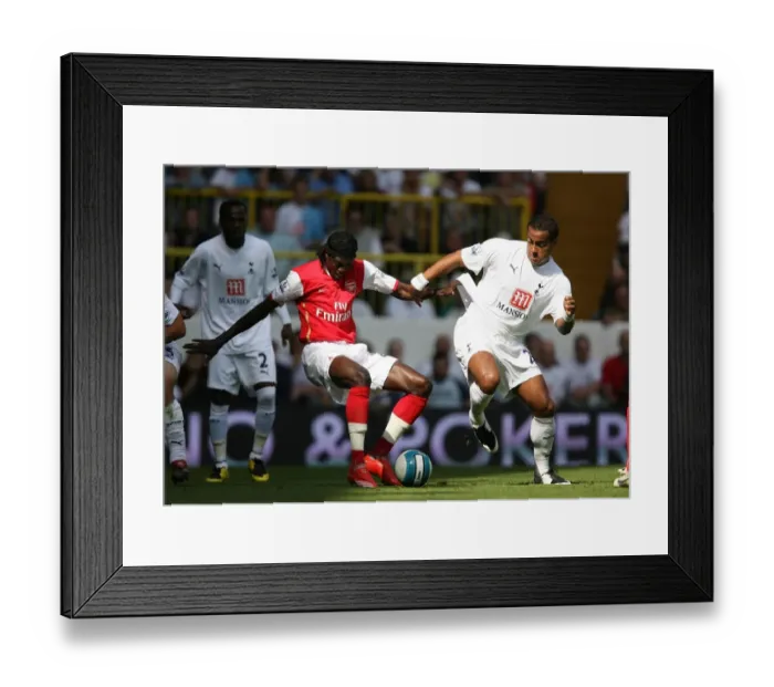 Framed Print : Emmanuel Adebayor (Arsenal) Tom Huddlestone (Tottenham) Framed Print : Emmanuel Adebayor (Arsenal) Tom Huddlestone (Tottenham)