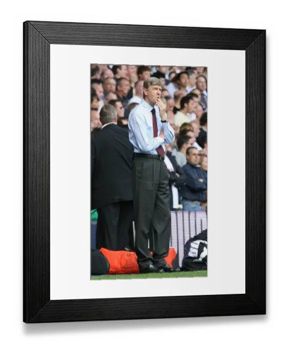 Framed Print : Arsenal manager Arsene Wenger during the match Framed Print : Arsenal manager Arsene Wenger during the match