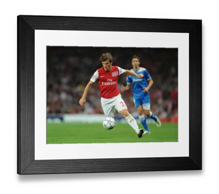 Framed Print : Andrey Arshavin in Action for Arsenal against Olympiacos, UEFA Champions League 2011-12