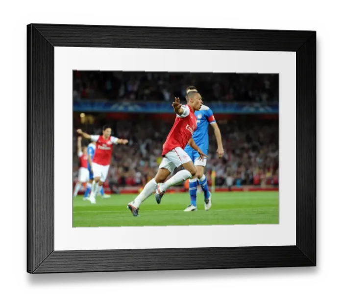 Framed Print : Arsenal's Oxlade-Chamberlain Scores First Goal: Arsenal 2-1 Olympiacos, UEFA Champions League, Group F
