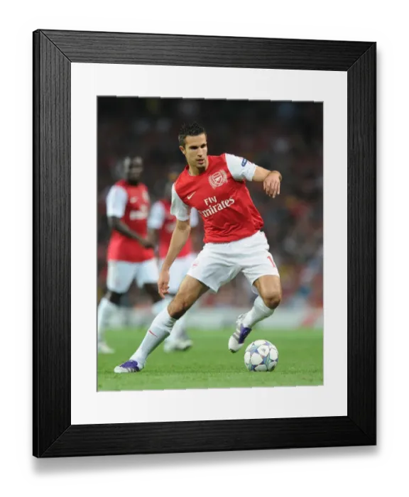 Framed Print : Robin van Persie in Action for Arsenal against Olympiacos, UEFA Champions League 2011-12 Framed Print : Robin van Persie in Action for Arsenal against Olympiacos, UEFA Champions League 2011-12