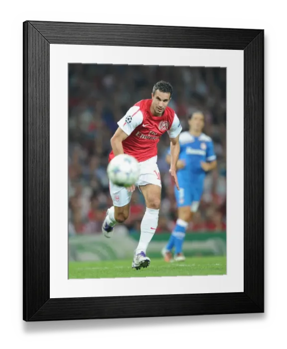 Framed Print : Robin van Persie in Action: Arsenal vs. Olympiacos, Champions League 2011-12 Framed Print : Robin van Persie in Action: Arsenal vs. Olympiacos, Champions League 2011-12