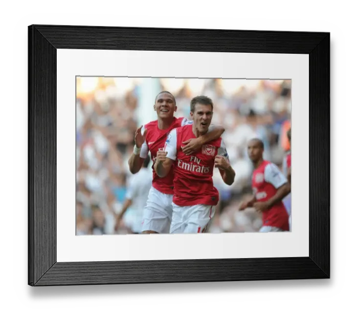 Framed Print : Ramsey's Dramatic Goal: Arsenal's 2:1 Comeback at White Hart Lane