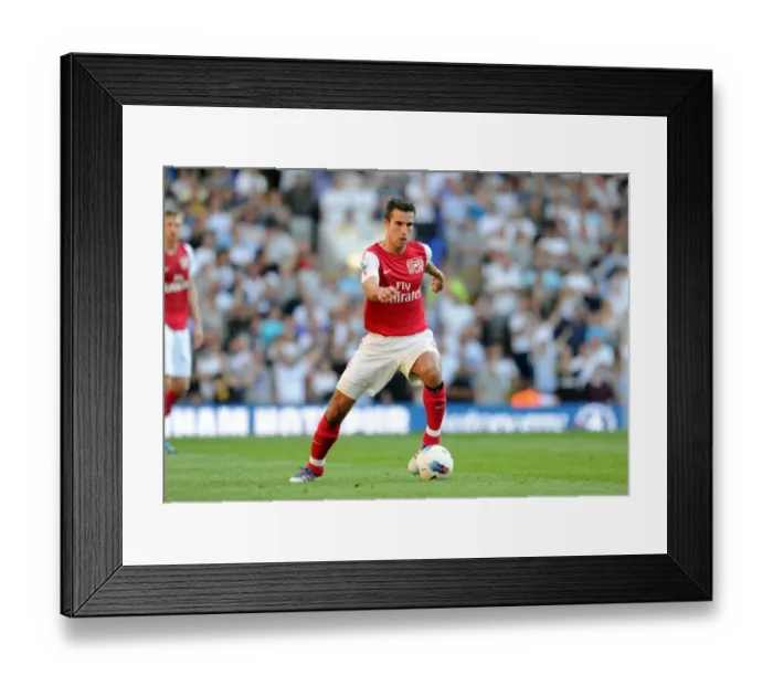 Framed Print : Robin van Persie's Strike: Tottenham Hotspur 2-1 Arsenal, Premier League 2011-12