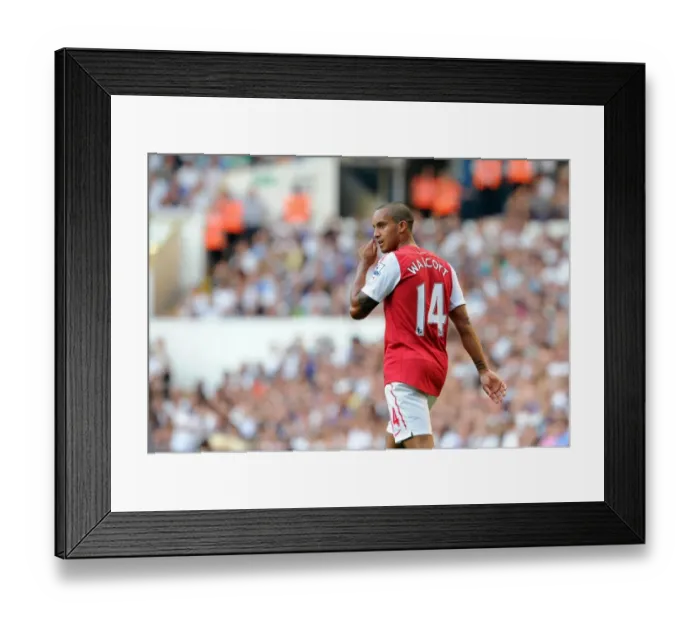 Framed Print : Theo Walcott (Arsenal). Tottenham Hotspur 2: 1 Arsenal. Barclays Premier League