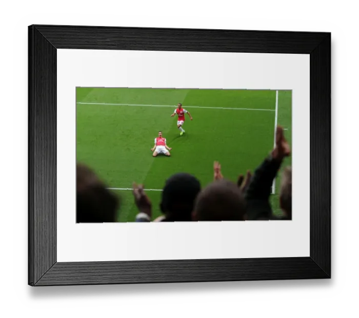 Framed Print : Arsenal's First Goal: Robin van Persie and Theo Walcott Celebrate against Sunderland in the Premier League Framed Print : Arsenal's First Goal: Robin van Persie and Theo Walcott Celebrate against Sunderland in the Premier League