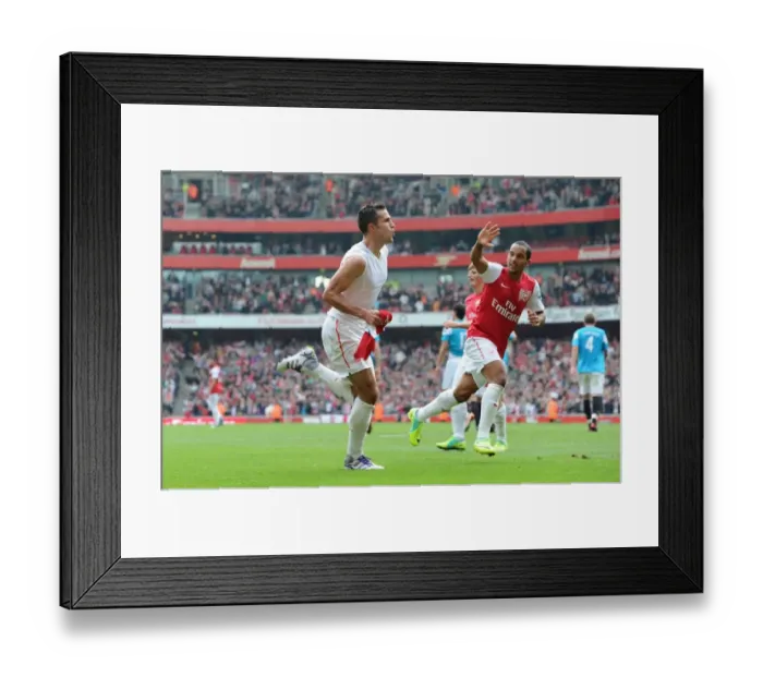Framed Print : Robin van Persie and Theo Walcott: Arsenal's Unforgettable Goal Celebration vs. Sunderland (2-1) Framed Print : Robin van Persie and Theo Walcott: Arsenal's Unforgettable Goal Celebration vs. Sunderland (2-1)