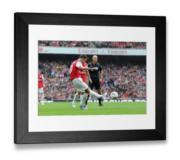 Framed Print : Robin van Persie's Free Kick: Arsenal Takes a 2-1 Lead Over Sunderland in the Premier League