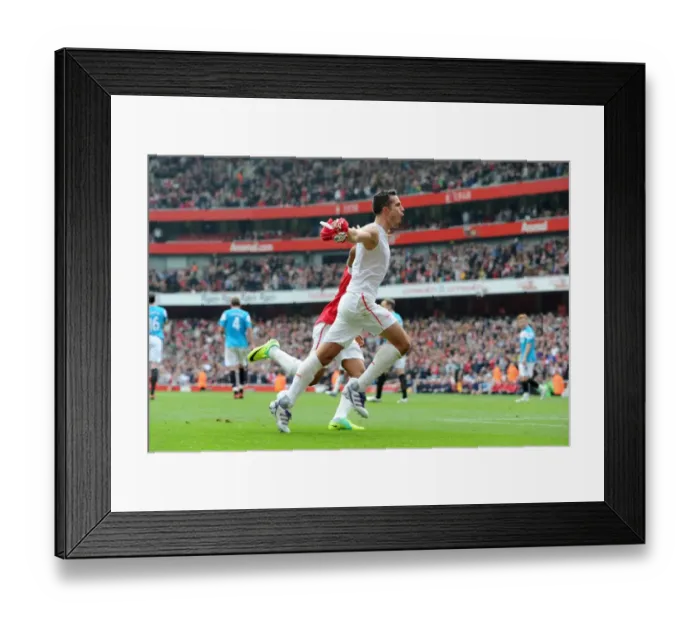 Framed Print : Robin van Persie and Theo Walcott: Arsenal's Winning Goal Celebrations vs. Sunderland (16-10-11) Framed Print : Robin van Persie and Theo Walcott: Arsenal's Winning Goal Celebrations vs. Sunderland (16-10-11)