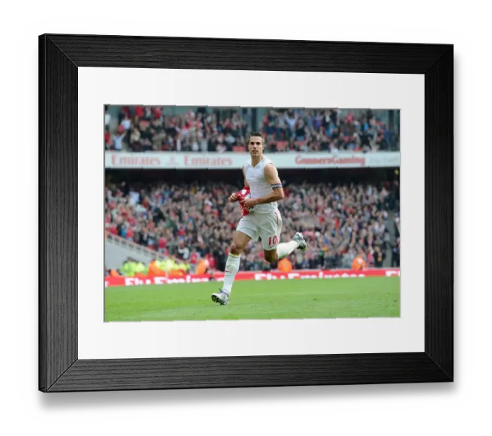 Framed Print : Robin van Persie's Brace: Arsenal's Thrilling 2-1 Victory Over Sunderland in the Premier League Framed Print : Robin van Persie's Brace: Arsenal's Thrilling 2-1 Victory Over Sunderland in the Premier League