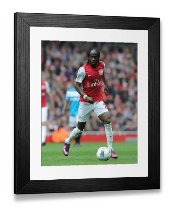 Framed Print : Arsenal's Gervinho in Action against Sunderland (2011-12 Premier League) Framed Print : Arsenal's Gervinho in Action against Sunderland (2011-12 Premier League)