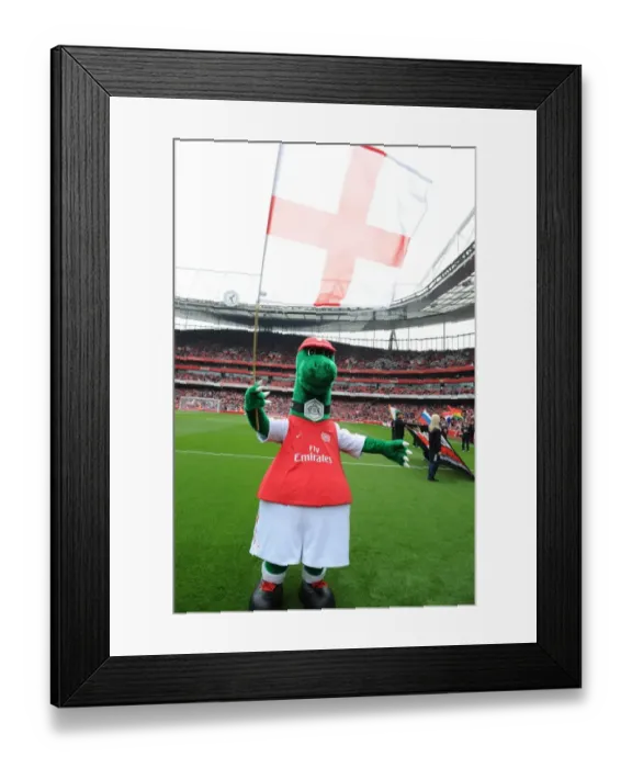 Framed Print : Arsenal vs Sunderland: Gunner's Pre-Game Showdown (Premier League 2011-12) Framed Print : Arsenal vs Sunderland: Gunner's Pre-Game Showdown (Premier League 2011-12)