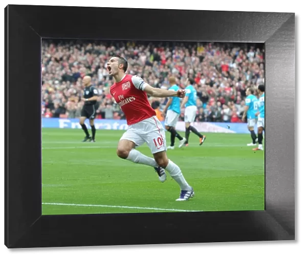 Robin van Persie Scores First Goal: Arsenal vs. Sunderland, 2011-12 Premier League