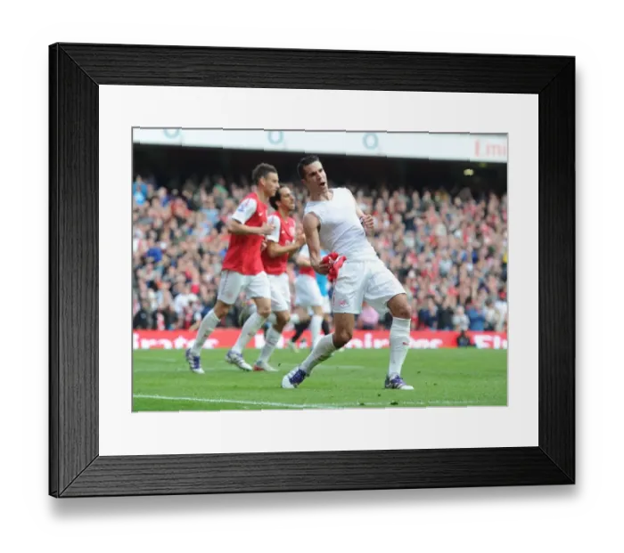 Framed Print : Robin van Persie's Double: Celebrating Arsenal's Second Goal vs. Sunderland (2011-12) Framed Print : Robin van Persie's Double: Celebrating Arsenal's Second Goal vs. Sunderland (2011-12)