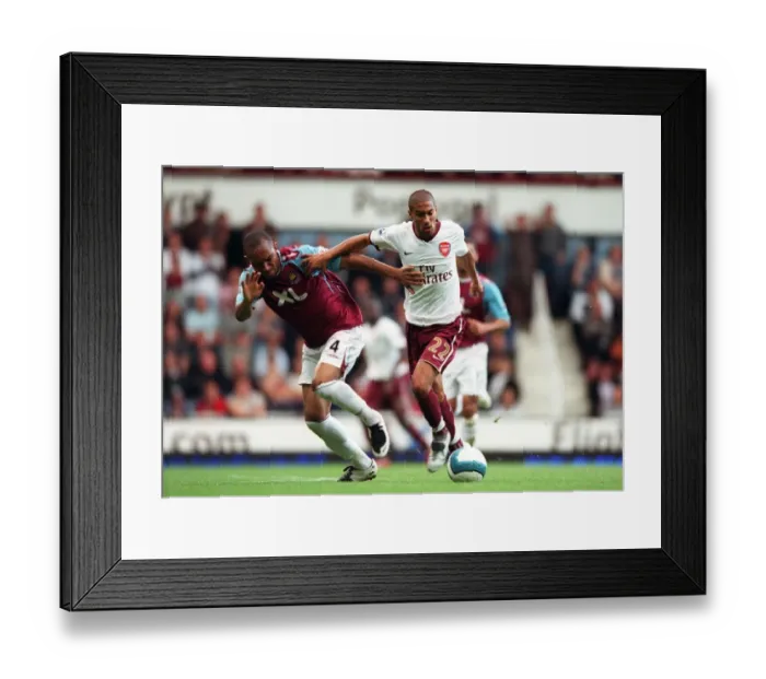 Framed Print : Gael Clichy (Arsenal) Danny Gabbidon (West Ham) Framed Print : Gael Clichy (Arsenal) Danny Gabbidon (West Ham)