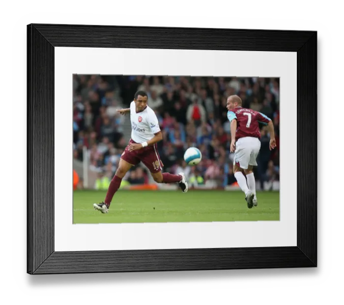 Framed Print : Gilberto (Arsenal) Freddie Ljungberg (West Ham)