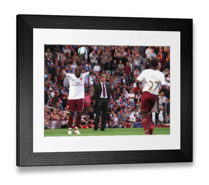 Framed Print : Arsenal Manager Arsene Wenger