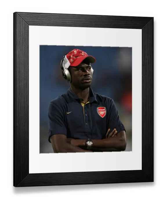 Framed Print : Emmanuel Eboue's Victory: Arsenal's 1-0 Win Over Steaua Bucharest in Champions League Group H