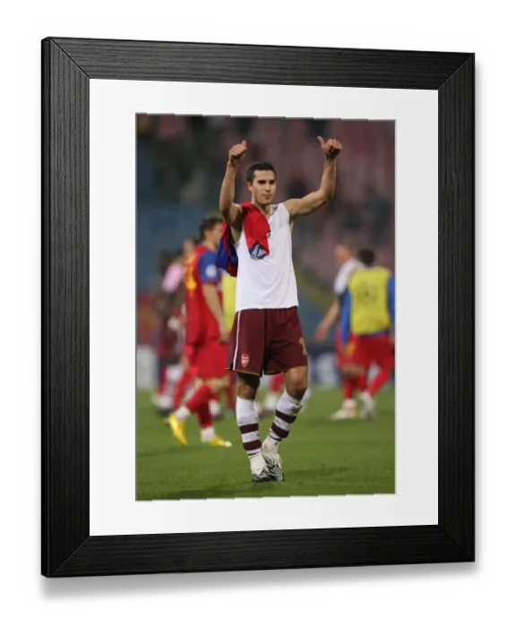 Framed Print : Robin van Persie (Arsenal) gives the fans the thumbs up after the match Framed Print : Robin van Persie (Arsenal) gives the fans the thumbs up after the match