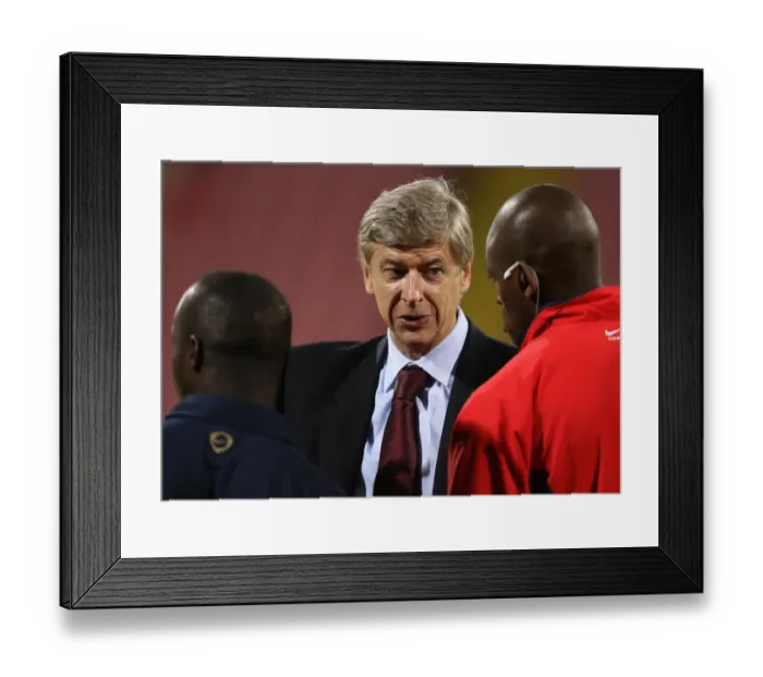 Framed Print : Arsene Wenger Guides Arsenal to UEFA Champions League Victory over Steaua Bucharest (0-1)