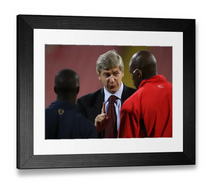 Framed Print : Arsene Wenger Guides Arsenal to Victory: 0-1 over Steaua Bucharest in Champions League Group H