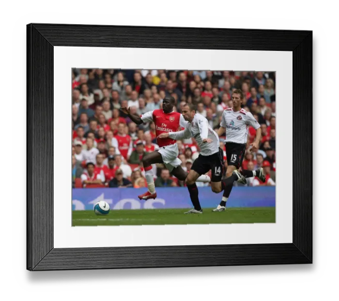 Framed Print : Emmanuel Eboue (Arsenal) Danny Higginbothom (Sunderland) Framed Print : Emmanuel Eboue (Arsenal) Danny Higginbothom (Sunderland)