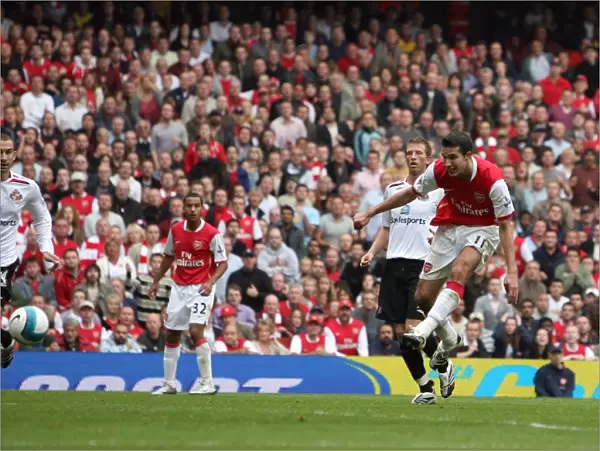 Robin van Persie Scores Arsenal's Third Goal in a 3:2 Victory over Sunderland, Barclays Premier League, Emirates Stadium, 2007