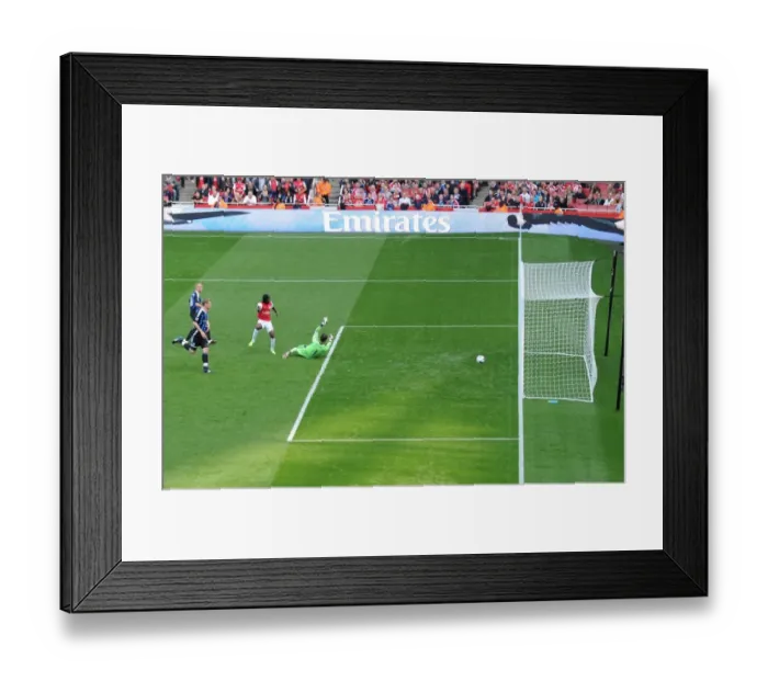 Framed Print : Gervinho's Debut Goal: Arsenal's Triumphant 3-1 Victory Over Stoke City in the Premier League (2011-2012)
