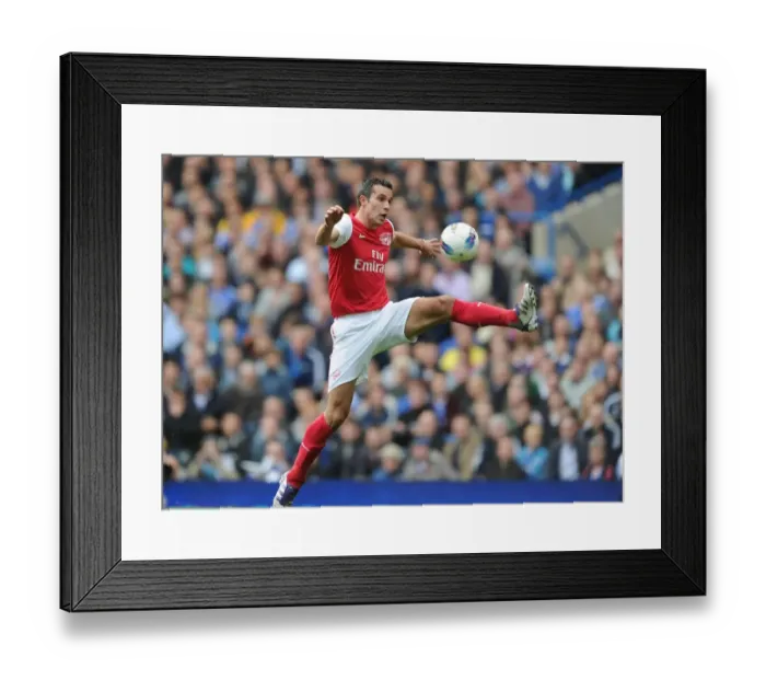 Framed Print : Robin van Persie in Action: Chelsea vs. Arsenal, Premier League 2011-12 Framed Print : Robin van Persie in Action: Chelsea vs. Arsenal, Premier League 2011-12