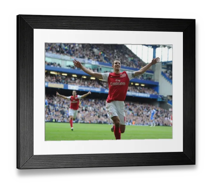 Framed Print : Robin van Persie's Hat-Trick: Arsenal's Victory Over Chelsea in the Premier League 2011-12