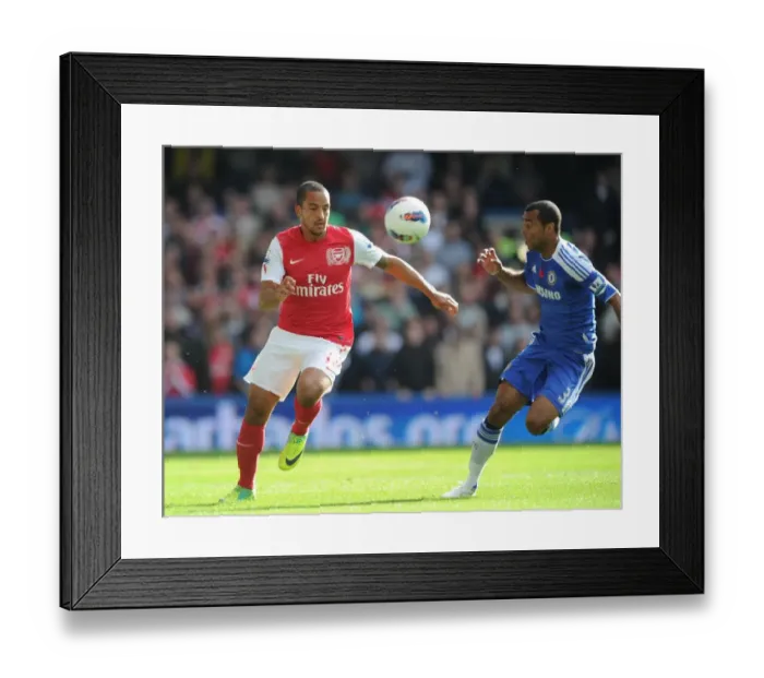 Framed Print : Theo Walcott Outmaneuvers Ashley Cole: Chelsea vs. Arsenal, Premier League 2011-12