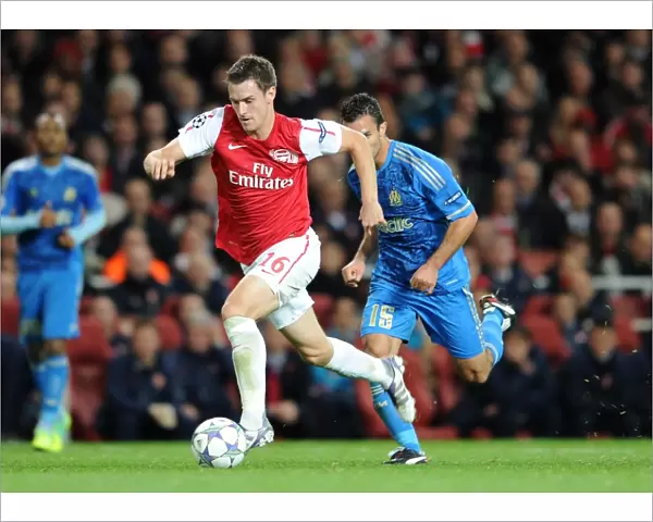 Aaran Ramsey (Arsenal) Jeremy Morel (Marseille). Arsenal 0: 0 Marseille