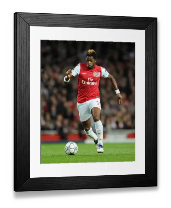 Framed Print : Alex Song (Arsenal). Arsenal 0: 0 Marseille. UEFA Champions League. Group F Framed Print : Alex Song (Arsenal). Arsenal 0: 0 Marseille. UEFA Champions League. Group F
