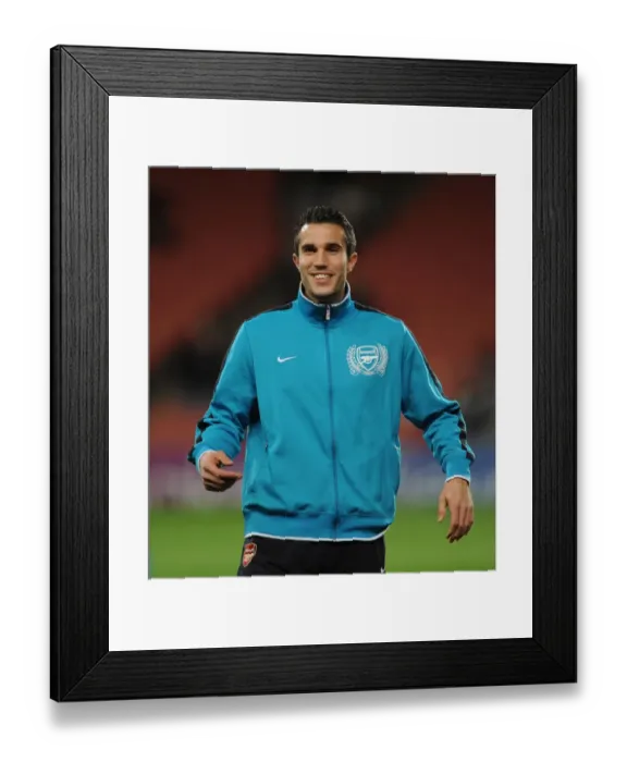 Framed Print : Robin van Persie (Arsenal). Arsenal 0: 0 Marseille. UEFA Champions League Framed Print : Robin van Persie (Arsenal). Arsenal 0: 0 Marseille. UEFA Champions League
